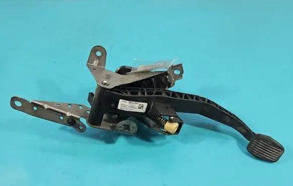 Ford C-MAX II Clutch slave cylinder AV617B633GB IMPRK1598295