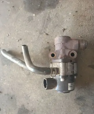 Nissan Almera Tino EGR valve 147105M001
