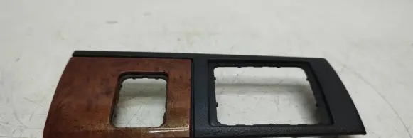 Chrysler Voyager Center console decorative trim 