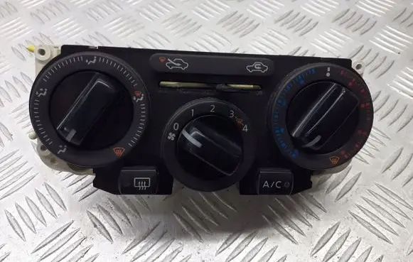 Nissan Note (E11) Interior fan control switch N103009C