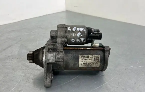 Seat Leon (5F) Starter motor 02Z911024Q 0001179514