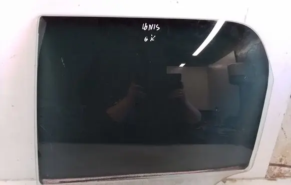 Suzuki Ignis Rear door window glass