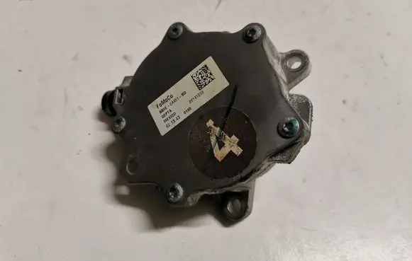 Ford Mustang VI Vacuum pump BB5E2A451BD