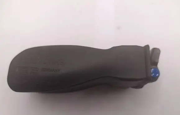 Volkswagen Tiguan Front door check strap stopper 5N0837267