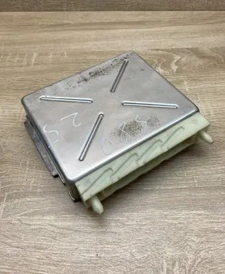 Volvo S80 Engine control unit/module ECU P09472349 303978