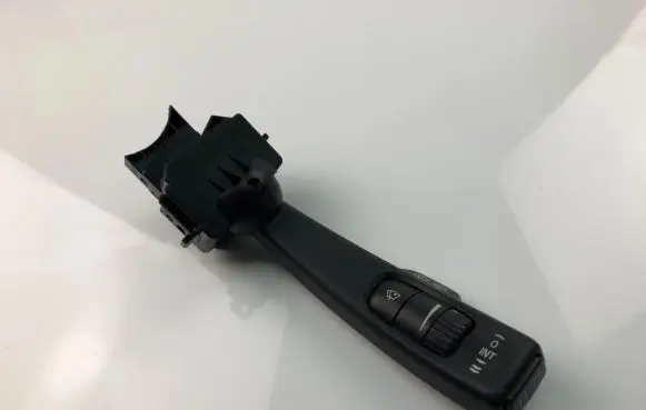 Volvo V50 Indicator stalk 17D770