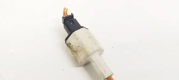 Renault Megane III Brake pedal sensor switch 253200005RA