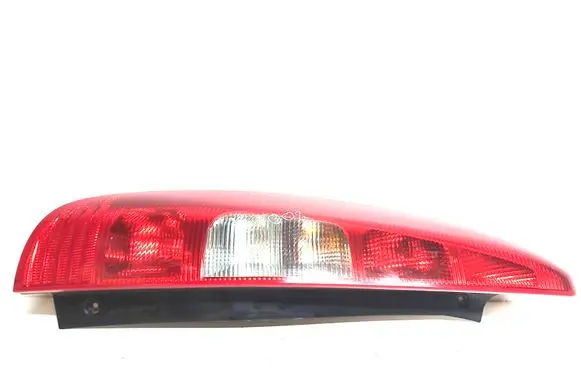 Mitsubishi Colt Rear/tail lights 8330A233