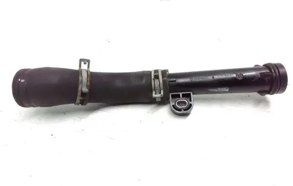 Nissan Qashqai Engine coolant pipe/hose 210474640R