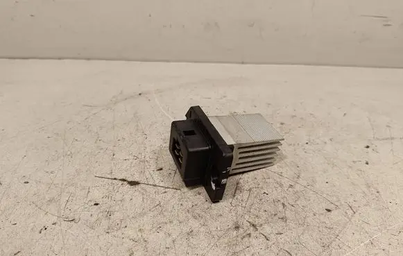 KIA Sorento Heater blower fan relay FET
