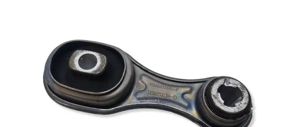 Renault Clio V Engine mount bracket 113606335R 113605003R