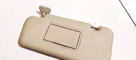 Sun visor