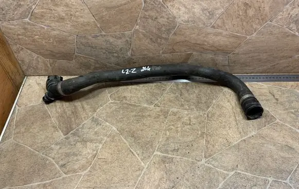 BMW X1 F48 F49 Engine coolant pipe/hose 7617363