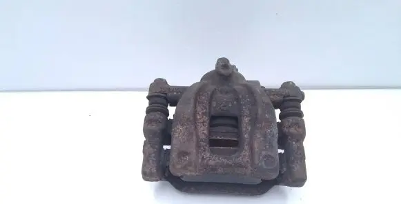 Honda CR-V Rear brake caliper