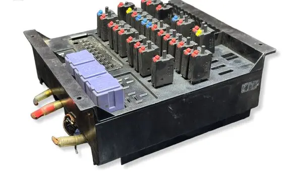 Mercedes-Benz Vario Fuse box set A0015433115 8JE00737701