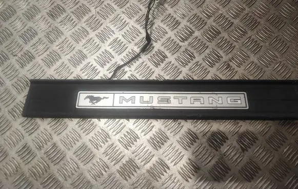 Ford Mustang VI Front sill trim cover FR3B6313222