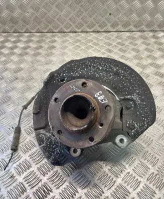 BMW 3 E92 E93 Front wheel hub spindle knuckle 6773209