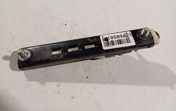 Opel Omega B1 Seat belt adjustment rail 090379460