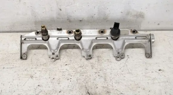 Audi A6 S6 C6 4F Fuel main line pipe 06F133317L