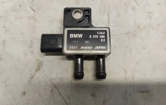 BMW 4 G22 G23 G24 G26 Exhaust gas pressure sensor 8570686