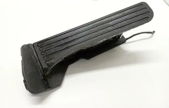Volkswagen PASSAT B6 Accelerator throttle pedal 6PV00874500 1K2721503M