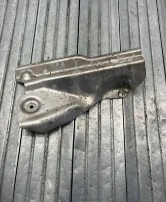 BMW 3 F30 F35 F31 Exhaust heat shield 6858968 23310110 22210110