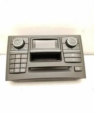 Volvo XC90 Radio/CD/DVD/GPS head unit 30797250 SN2039567 30E95100006