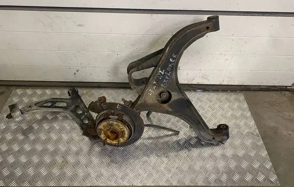 Ford Explorer Rear wheel hub spindle/knuckle ZWRLTEXPL