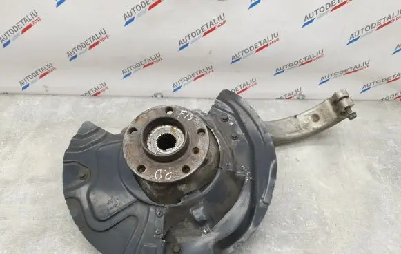 BMW X5 F15 Front wheel hub 6869870 31216869870