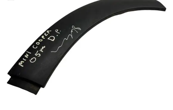 Front arch trim