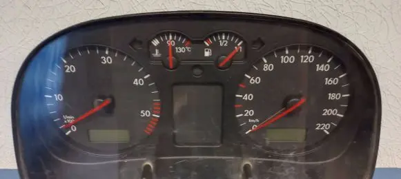 Volkswagen Golf IV Speedometer (instrument cluster) 1J0920805