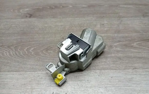 Steering wheel lock