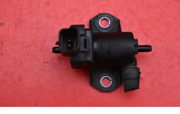 Ford Grand C-MAX Vacuum valve 9688124580