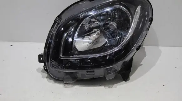 Smart ForTwo III C453 Headlight/headlamp SMART FORTWO A453 LAMPA PRZÓD LEWA A4538200739 L90029700
