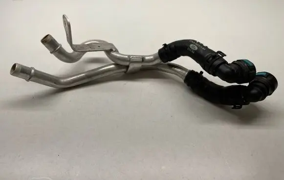 Land Rover Range Rover Sport L494 Engine coolant pipe/hose CPLA18C553 CPLA18C553AA