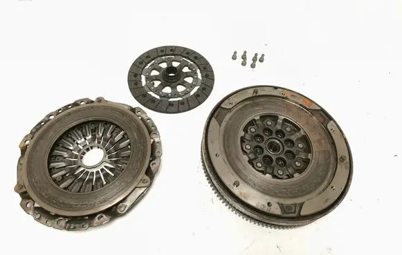 BMW 1 F20 F21 Clutch set kit 8605486