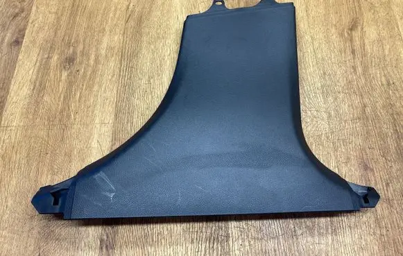 Mercedes-Benz C W205 (B) pillar trim (bottom) A2056900425 18321224 WPT52052