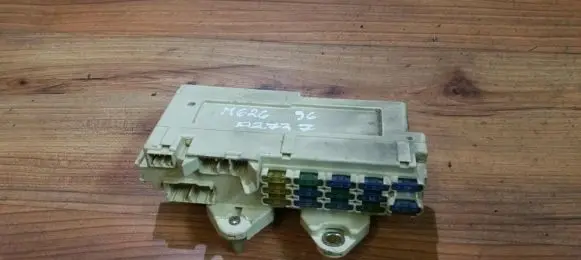 Mazda 626 Fuse box set 4954951 4829419