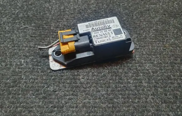 Renault Scenic I Airbag deployment crash/impact sensor 550759800 7700437301B