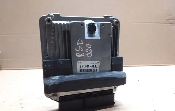 Audi A5 8T 8F Engine control unit/module 8K1907401A