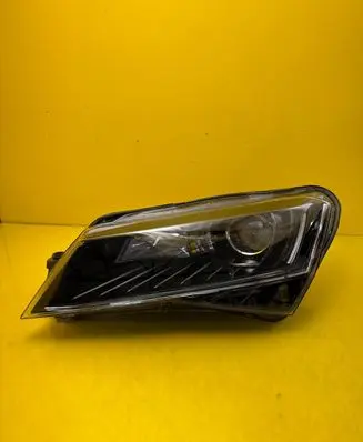 Skoda Superb B8 (3V) Headlight/headlamp 3V1941015B
