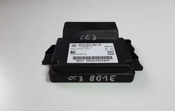 Volkswagen PASSAT CC Hand brake control module 3C8907801E
