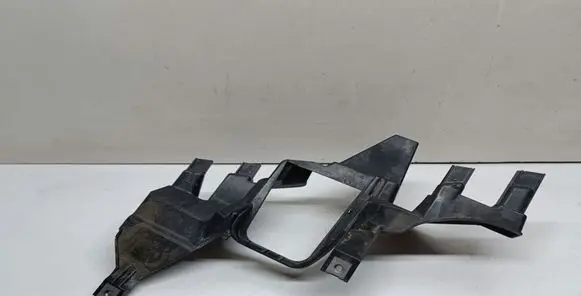 BMW 7 E65 E66 Headlight/headlamp mounting bracket 161697