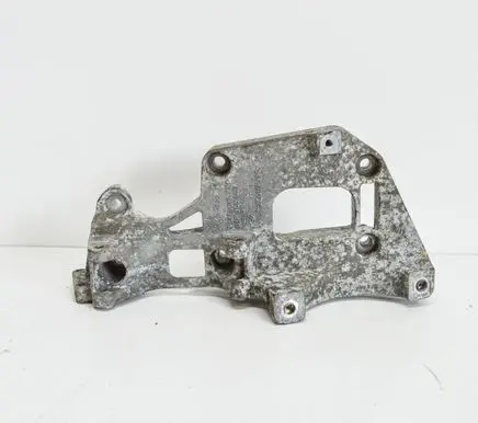 Volkswagen Jetta VI Other engine bay part 06F903143F