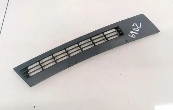 Jeep Grand Cherokee (WK) Dash center air vent grill 575211 1DQ54TRMAA