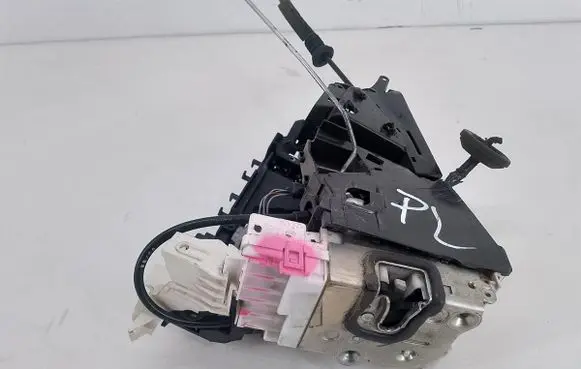Mercedes-Benz B W245 Front door lock 1697202535