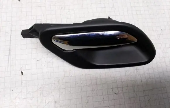 BMW 5 E39 Rear door interior handle 8226050