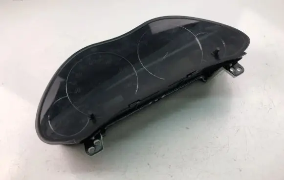 Speedometer (instrument cluster)