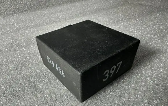 Audi A6 S6 C5 4B Other relay 8D0907701A
