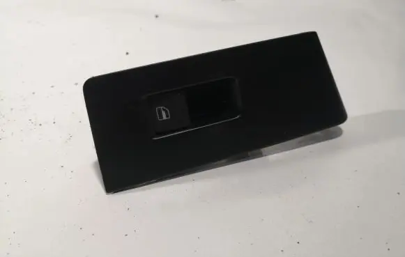 Volkswagen PASSAT B7 Electric window control switch 3AA868750